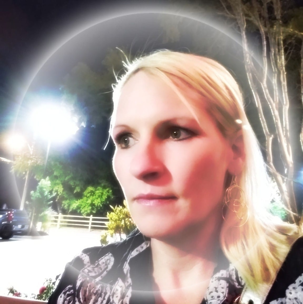 Meet your Posher, Kimberly